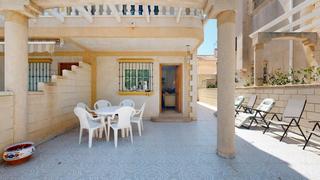 Semi detached house in Torre de la Horadada
