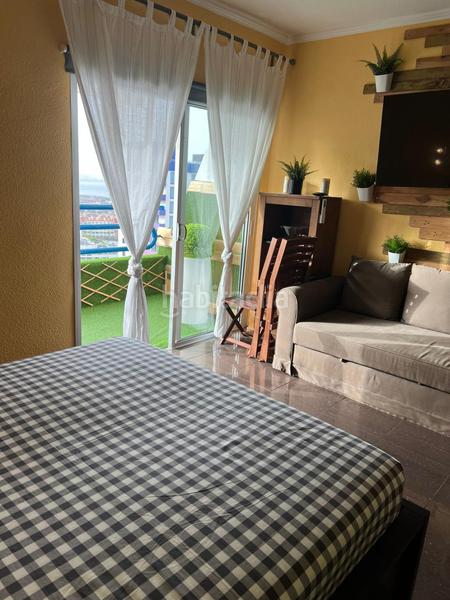 Foto 7143ee04-91db-4d00-9057-f1a48030bdfc. Alquiler estudio  en alquiler en playa paraiso con hermosas vistas al mar en Adeje