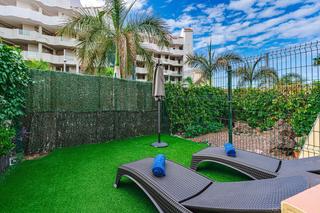 Etagenwohnung  Avenida ernesto sarti. Piso en costa adeje muy cerca del mar