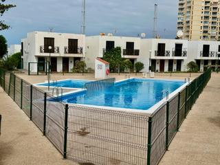 Location Maison jumelée à Playa de las Américas. Adosado en alquiler con terraza en playa de las américas