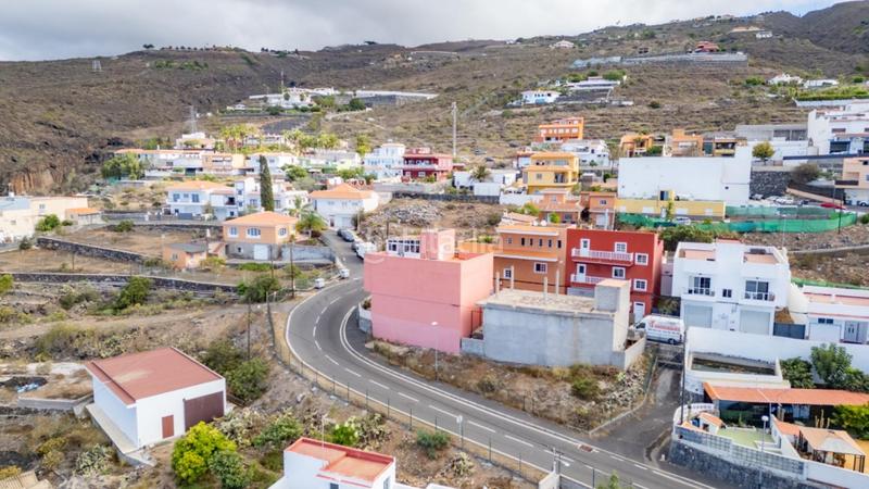 Foto f674fd2e-b7da-4448-917d-cfb6ee922840. Haus mit parking in Armeñime - Las Moraditas - Las Cancelas Adeje