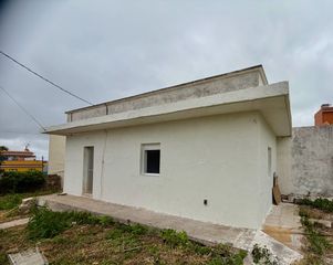 Miete Haus in Tegueste. Casa independiente reformada con jardín, parking y vistas a la m
