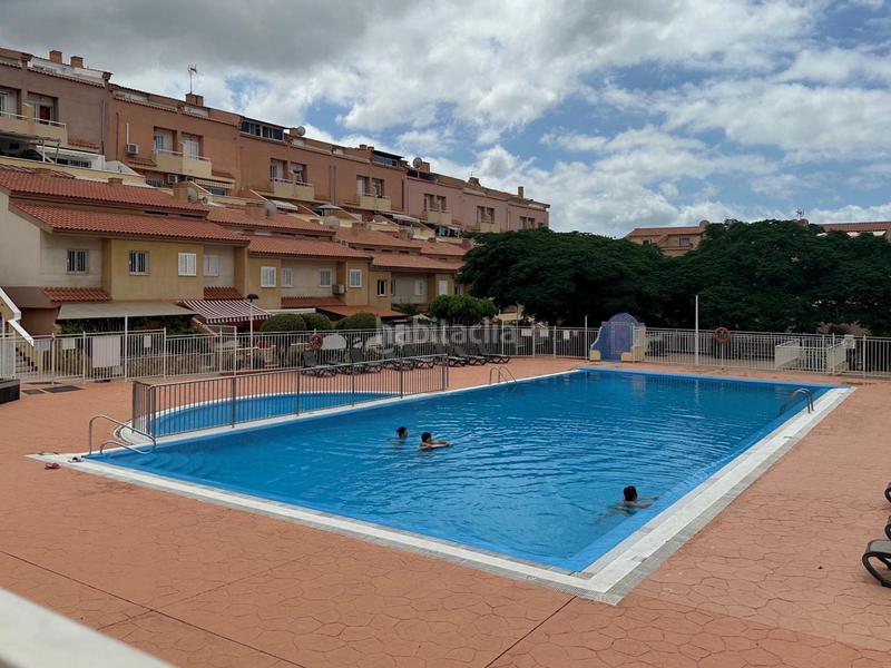Foto 28100af5-5546-4cca-a2ae-d93906b31bb8. Chalet triplex con terrazas en jardines del duque en Adeje