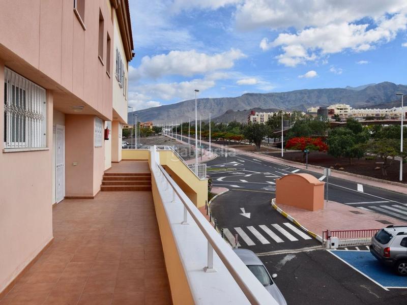 Foto 6504c2a9-c35a-448d-bed8-101cf04d7483. Chalet triplex con terrazas en jardines del duque en Adeje