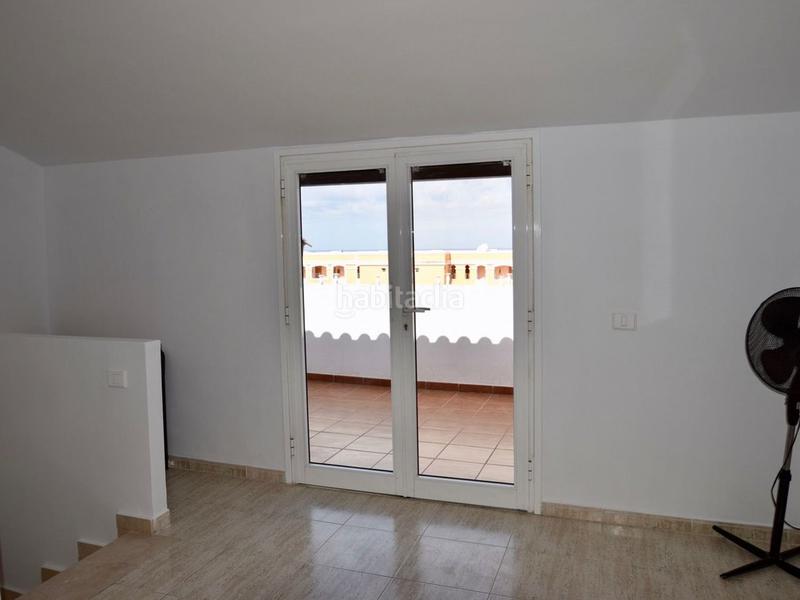 Foto b344bd27-c484-4d15-bdbe-1179c57d979f. Xalet amb piscina a Playa del Duque Adeje
