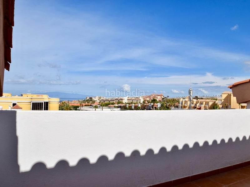 Foto bff9ce9e-5f1b-426b-937b-8c5119692f9b. Chalet triplex con terrazas en jardines del duque en Adeje