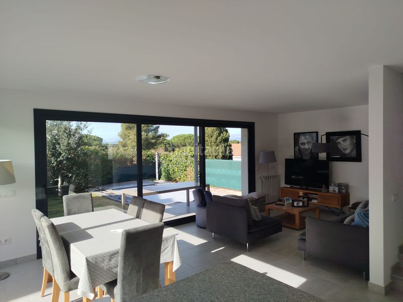Foto 61efabcf-aebf-4316-9819-32298a18b2d8. Casa amb calefacció aparcament piscina a Port - La Clota - Puig Sec Escala (L´)