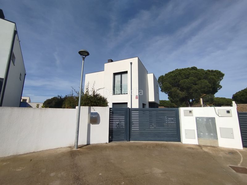 Foto c5ac0985-9439-41a5-a9dc-3d987c3b58a8. Casa amb calefacció aparcament piscina a Port - La Clota - Puig Sec Escala (L´)