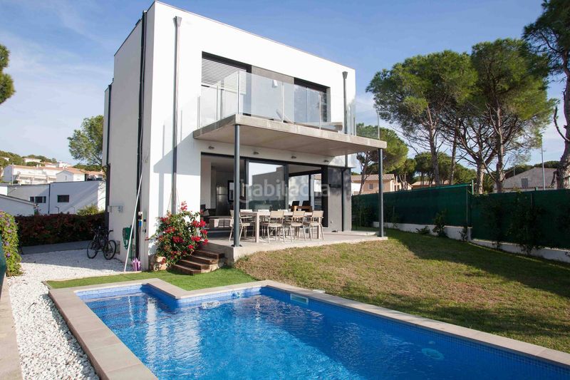 Foto e50f228a-cdc2-4eb6-a9d6-9e98a4c2fc48. Casa amb calefacció aparcament piscina a Port - La Clota - Puig Sec Escala (L´)