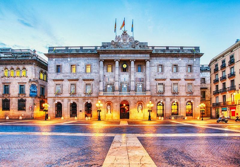 Foto 903f6b52-773c-4a85-b71f-3b1ead7eaf6b. Gebäude in plaça de sant jaume 8 in Gòtic Barcelona