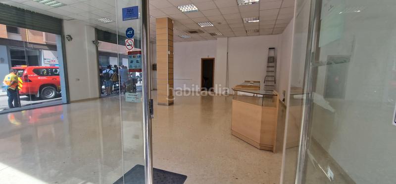 Foto ef44f41e-820c-43e1-b369-2446ebe026dc. Alquiler local comercial en carrer ample 211 local comercial en Terrassa