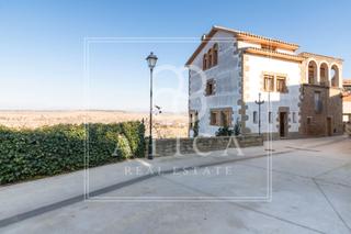 Casa  Carrer de la creu. Casa en ossó de sió