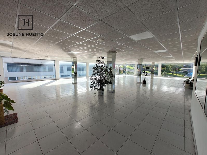 Foto 9a6b897f-6fc3-4714-a57b-7730a4d255e3. Local comercial a Zumarraga