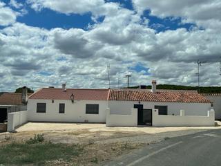 Maison à Almendro (El). Casachalet en venta en el almendro, huelva  espacio, tranquilida
