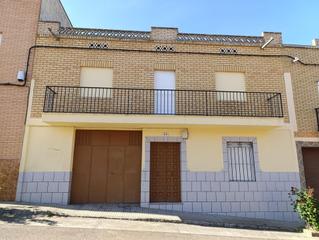 Masia a Valle de la Serena. Casa amplia en venta en valle de la serena c. primero de mayo  e
