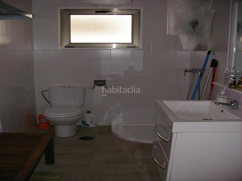 Foto 7c23f71e-b8cd-420c-b87d-604b0b929d54. Local comercial a Fene