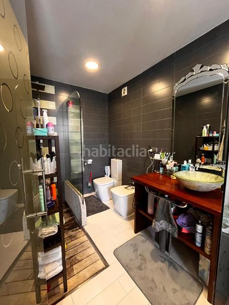 Foto da819dad-eda1-4699-b6d6-6ad2638398f7. Casa amb calefacció a Esteiro Ferrol