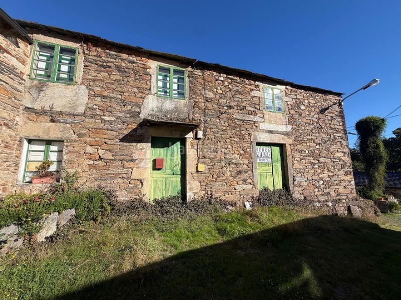 Foto b92362b9-d2f0-4c47-8efe-2e71d97c0568. Casa  en Monfero