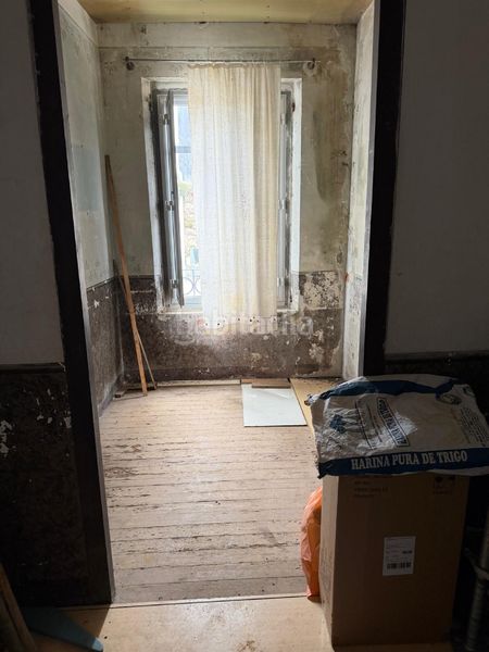 Foto 3c9929b2-db77-4b91-83d4-80044efa93ab. Casa con parcheggio in Neda