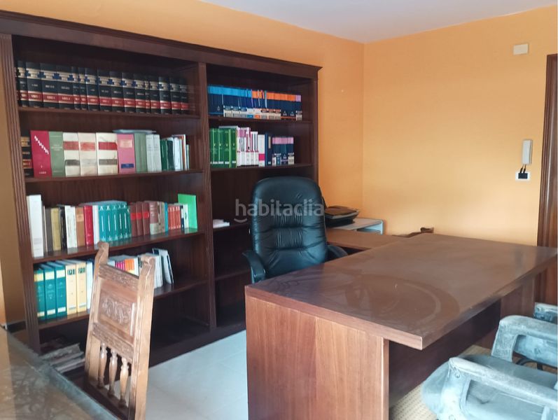 Foto 6ef5c5cf-fb73-4b92-b2ce-236410c4d073. Büro in Centro Ferrol