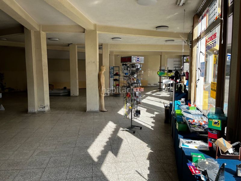 Foto c110940a-5743-407e-af4d-24ae3e0f33f7. Local comercial local en Pontedeume