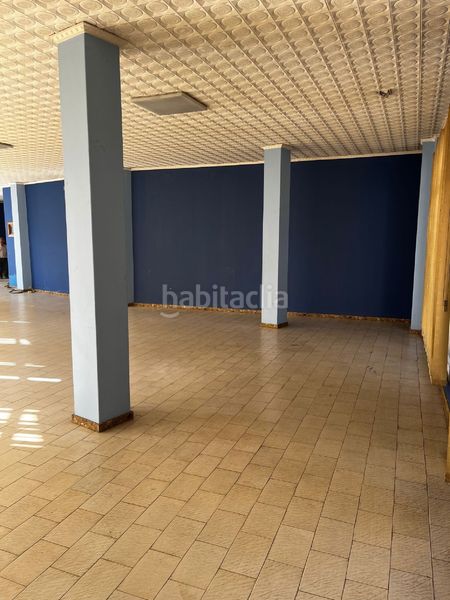 Foto f0395582-f55d-4187-973e-a6abbe092af7. Local comercial local en Pontedeume