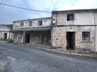 Maison à Neda. Casa  neda a mourela