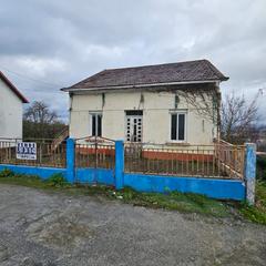 Maison à Fene. Casa  fene fene