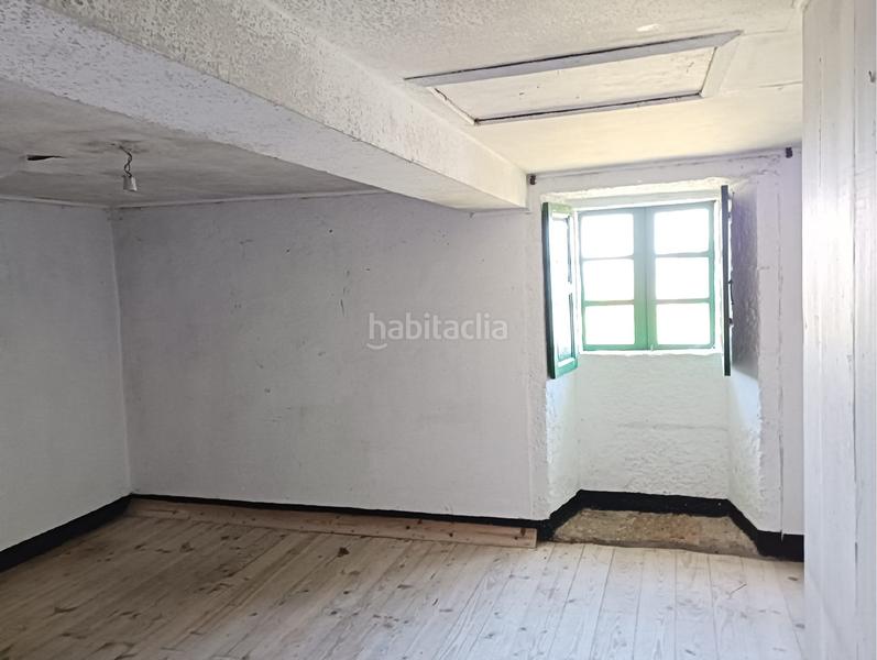 Foto ad36640f-d047-4598-83a4-defc1a0c588f. Casa in Centro Ferrol