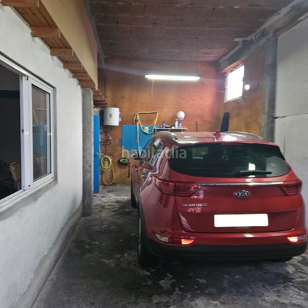 Foto f0ec8217-ac94-4830-b3f4-d9e80d31b1ed. Autoparkplatz in Canido Ferrol