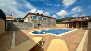 Maison à Bonastre. Exclusiva casa en la viña de bonastre con impresionantes vistas