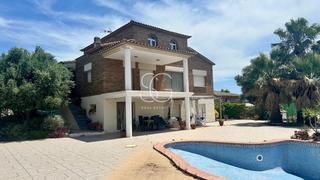 House in Mas Borràs-Coto del Rey. Exclusiva casa independiente