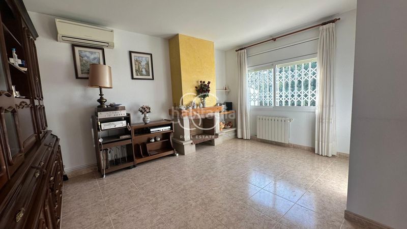 Foto 4d318a69-ed03-4225-a6c3-fbd9aed052b6. Casa amb calefacció aparcament a Roda de Barà