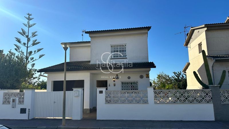 Foto a10d7257-ae0f-4b5e-a0b6-9eb202696247. Casa amb calefacció aparcament a Roda de Barà
