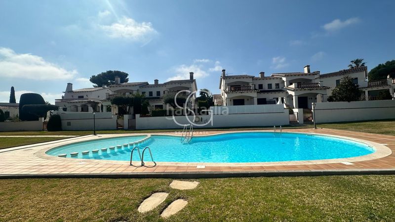 Foto 7b77ba77-7145-4b80-828d-38a72c86289f. Casa aparellada amb aparcament a Roda de Barà