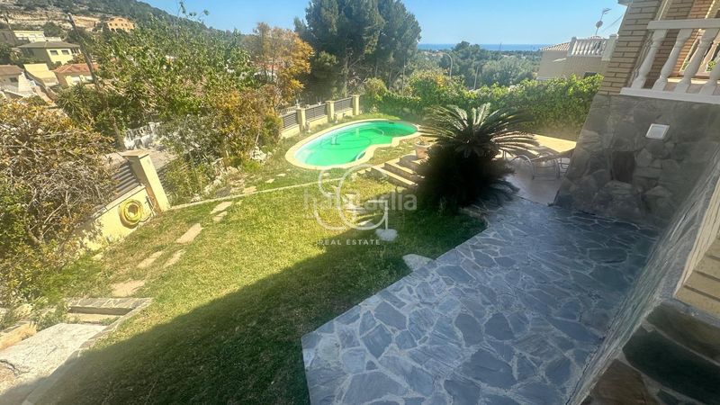 Foto 1d810505-3e3b-4b95-a118-ee414012d855. Casa amb aparcament piscina a Roda de Barà