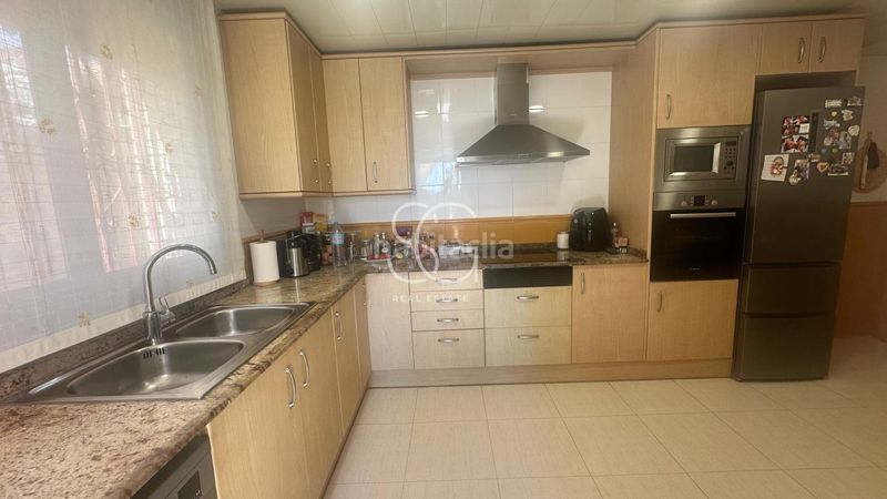 Foto a03e59b3-f68d-4752-8f06-676071c9b8fa. Casa amb aparcament piscina a Roda de Barà