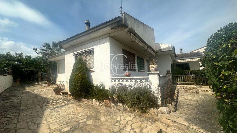 Foto 02a05e28-994f-4fdd-80a1-81fa839a4a68. Casa aparellada a Marítima Nord Torredembarra