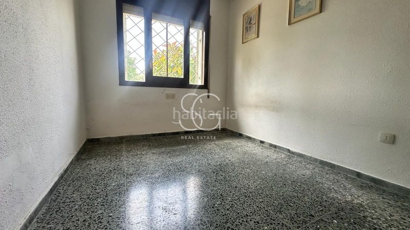 Foto 42e877a6-d84f-4b60-8ddc-98dfd1a724e6. Casa aparellada a Marítima Nord Torredembarra
