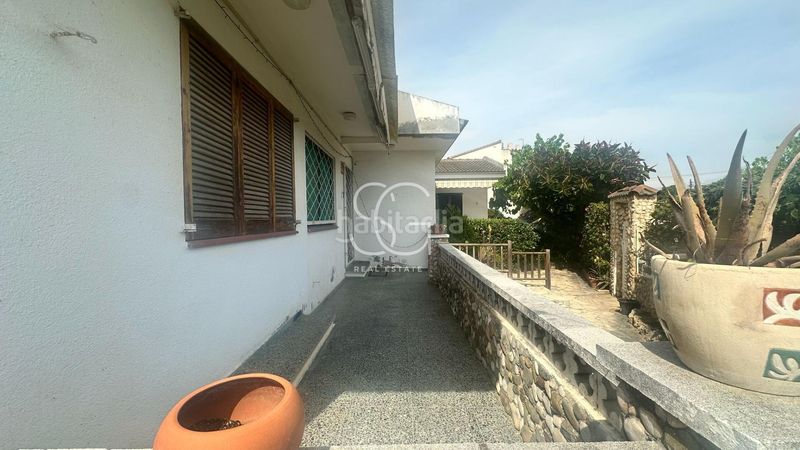 Foto 66c0f046-3d45-4549-9250-4508dc52dc4a. Casa aparellada a Marítima Nord Torredembarra