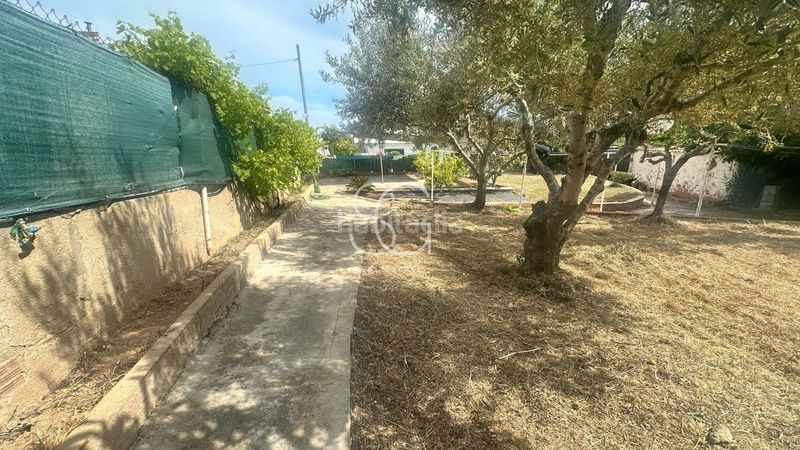 Foto bbf0e0f6-41a2-4951-b217-de6080bd1ef6. Casa aparellada a Marítima Nord Torredembarra