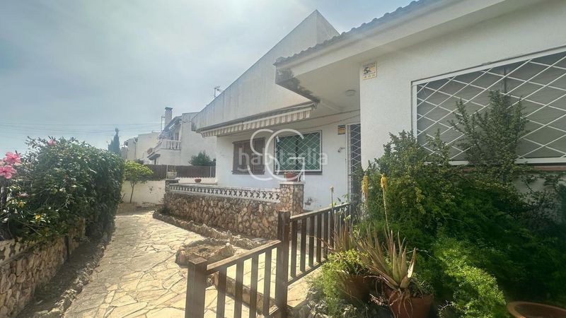 Foto f1940f2f-8c5a-486a-9659-dda701ccada2. Casa aparellada a Marítima Nord Torredembarra