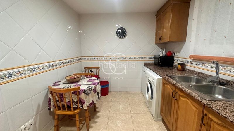 Foto fbdd9063-04f3-44ed-ad11-b1781331886e. Casa aparellada amb calefacció aparcament a Roda de Barà