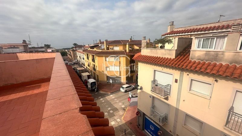 Foto 671018f2-bbb2-44e9-8be4-b10bbf003523. Piso céntrico piso en roda de berà en Roda de Barà