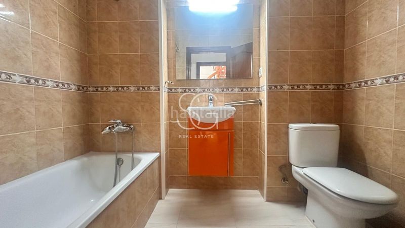 Foto bdda1d71-ef5d-4532-8156-70250b610b6a. Piso céntrico piso en roda de berà en Roda de Barà