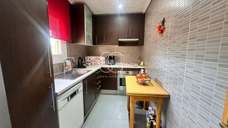 Foto cf6fadcf-f6ed-43ce-a9ff-c216df9f3ff5. Casa amb aparcament piscina a Vespella de Gaià