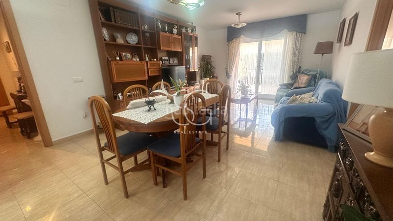 Foto 2f831496-0f85-4cf0-aa79-2f9073764b0e. Etagenwohnung mit heizung in Roda de Barà