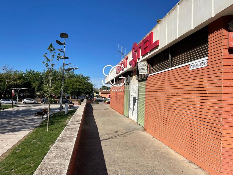 Foto b85115d3-4ba1-4cf8-81e9-7e20363dd06b. Locale commerciale in Martorell