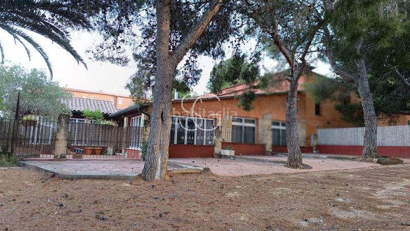Foto d66ee654-141b-47e6-b352-556bf833ae6b. Local comercial a Roda de Barà