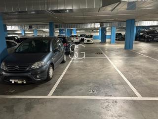 Lloguer Aparcament cotxe a Carretera de l´hospitalet 228. Plaza de parking para coche grande